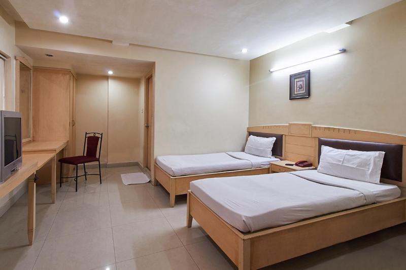 Hotel Padmini Residency حيدر أباد المظهر الخارجي الصورة